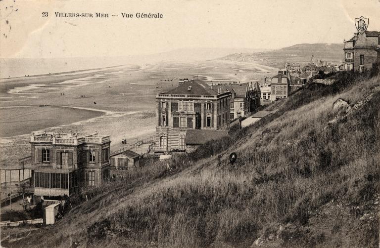 23 VILLERS-SUR-MER - Vue générale.- Carte postale, s.d., 17,7 x 6,6 cm, 1er quart 20e siècle. (Collection G. Vauclin).