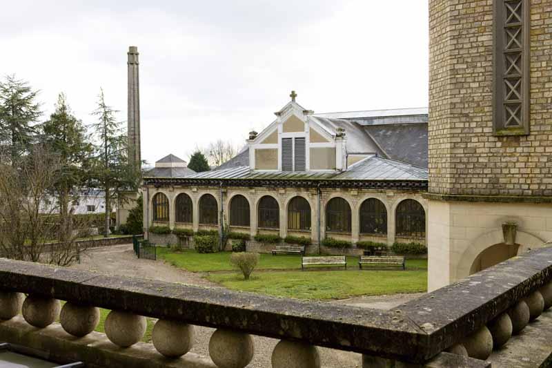 Chapelle du Bon Sauveur : détail du cloître.