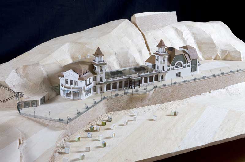 'Vue d''ensemble.- Maquette du Casino Municipal [3e casino]. (Musée du Vieux Granville, Granville).'