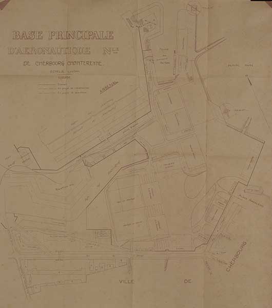 Base principale d'aéronautique de Cherbourg-Chantereyne.- Dessin au crayon et à l'encre sur papier, 36 x 46 cm, s.d. (Ministère de la Défense, service historique de la Marine, Cherbourg-Octeville. 3K 543).