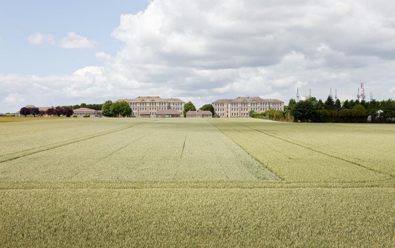 Vue d'ensemble du site prise de l'est.