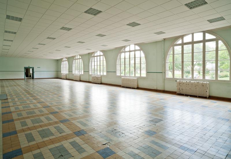 Salle de restaurant. Vue intérieure du réfectoire.