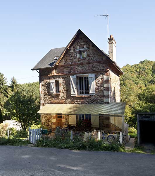 Cité ouvrière du Livet : logement de contremaître, rue des Chalets, façade avant, vue de l'ouest.