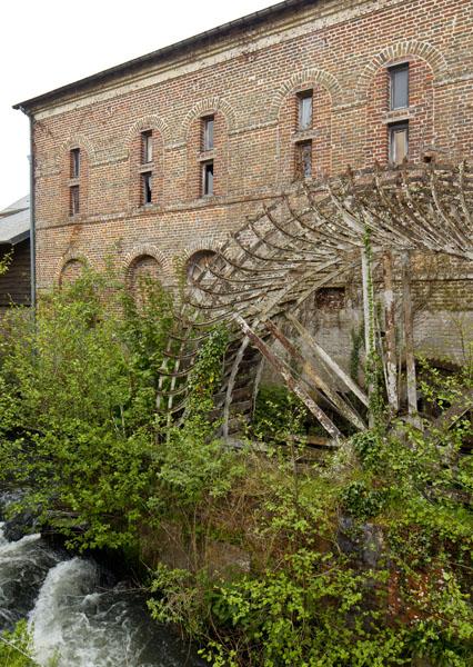 Roue hydraulique.