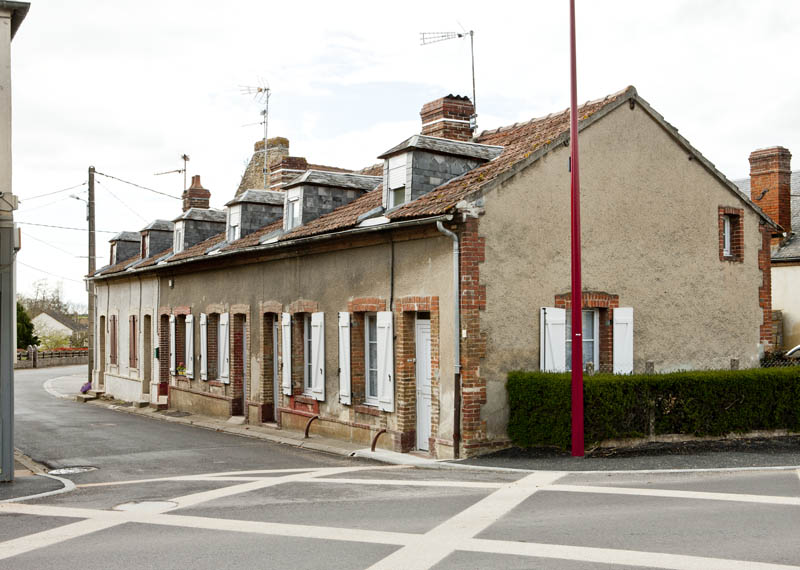 Logements d'ouvriers (1), situés commune de Bretteville-sur-Dives. Vue prise du sud-est.