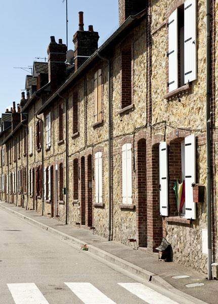 Cité ouvrière. Elévations sur la rue Chasles. Vue prise du nord-est.