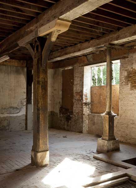 Atelier de fabrication de la filature, devenu pièce de séchage. Vue intérieure.