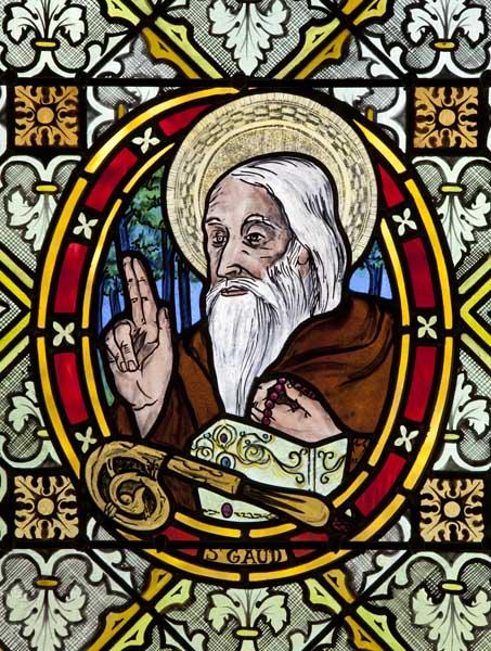 Baie 3, détail : médaillon de Saint Gaud.