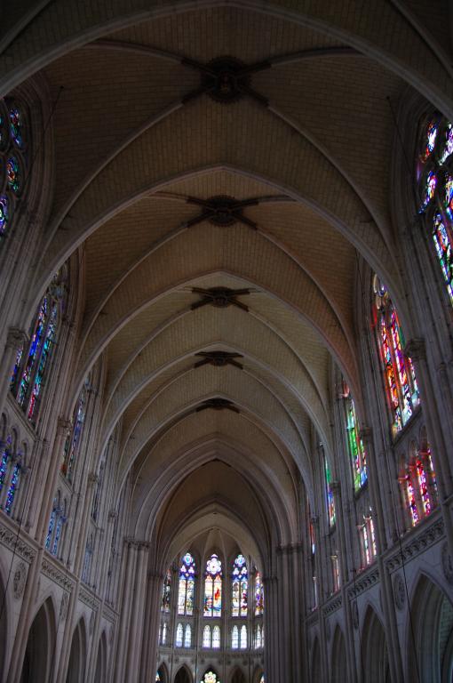 Vue des voûtes d'ogives depuis la tribune.