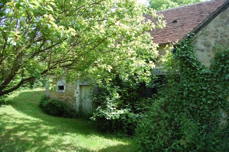 Ferme 3, écurie et étable.