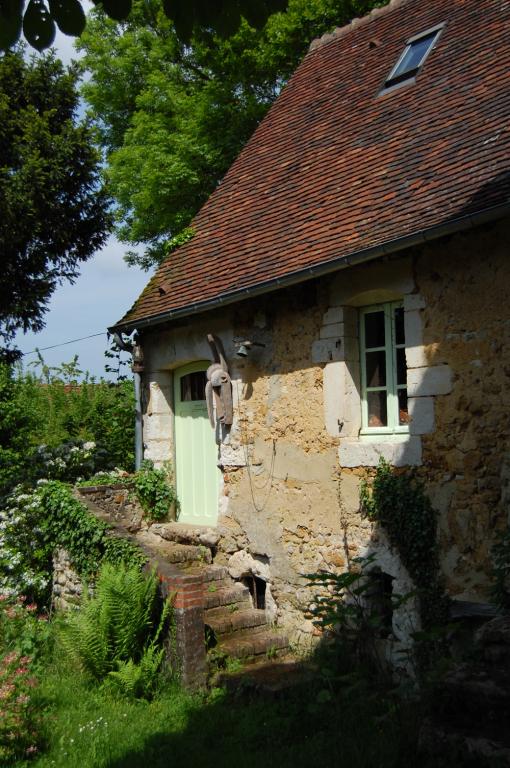 Maison, façade principal. ; Maison d'artisan à la Meslerie (repérée).