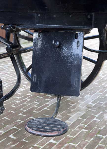Détail : marchepied.