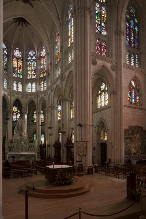 Vue partielle du choeur vers le sud-est.