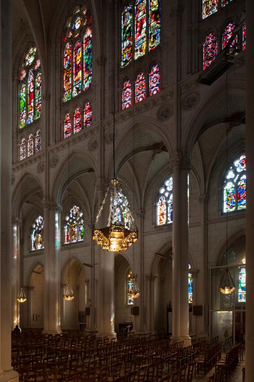 Vue latérale vers le sud-est.