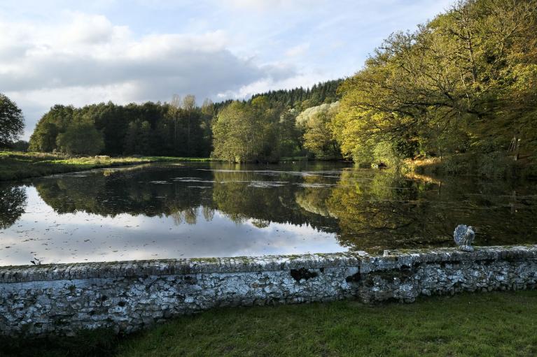 Bassin de retenue.