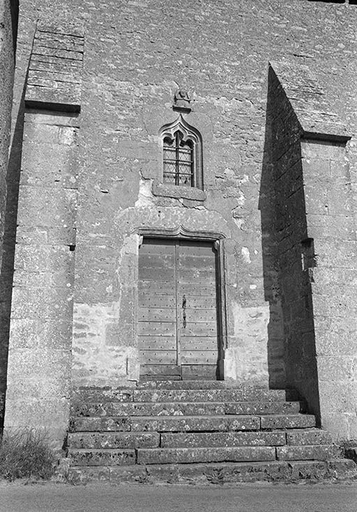 Porte de la façade.