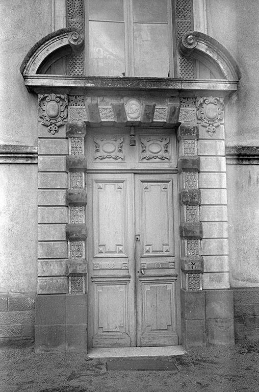 Ancien château, actuellement centre d'éducation spécialisé