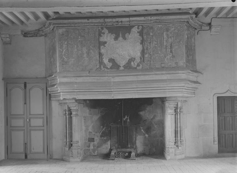 Cheminée (au rez-de-chaussée) (photo prise en 1969).