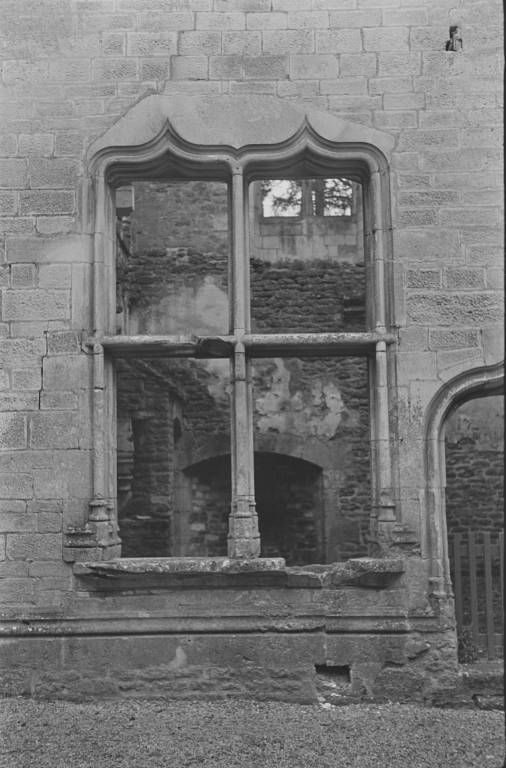 Fenêtre (logis des Hôtes) (photo prise en 1969).