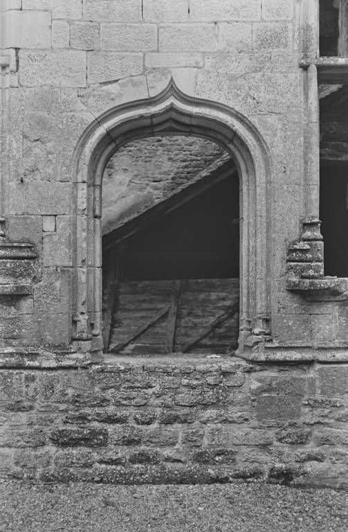 Fenêtre (logis des Hôtes) (photo prise en 1969).