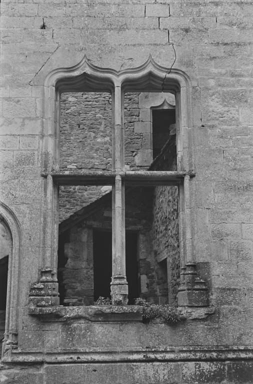 Fenêtre (logis des Hôtes) (photo prise en 1969).