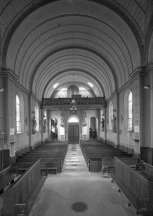 La nef vue depuis le choeur.