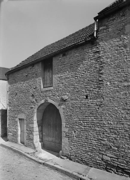 Façade de la grange.