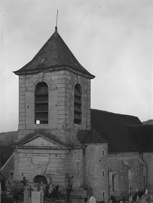 Façade et élévation droite.