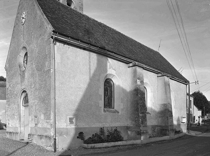 Façade et élévation droite.