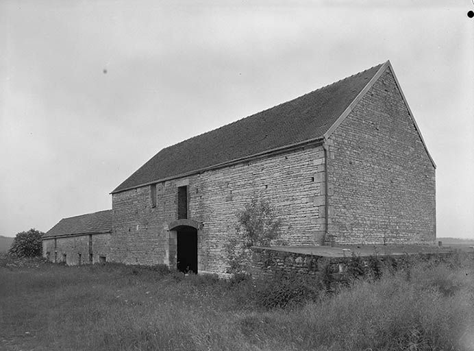 Grange.