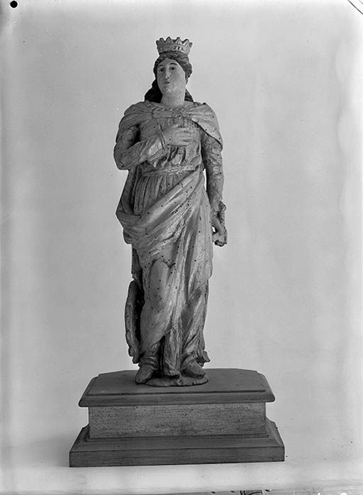 2 statuettes : Vierge à l'Enfant, sainte Catherine d'Alexandrie et groupe sculpté : L'Education de la Vierge