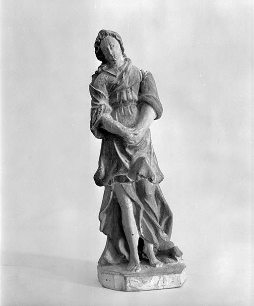 Détail statuette : ange.