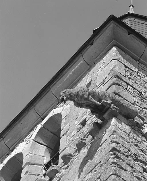 Façade droite du choeur, détail : gargouille gauche.