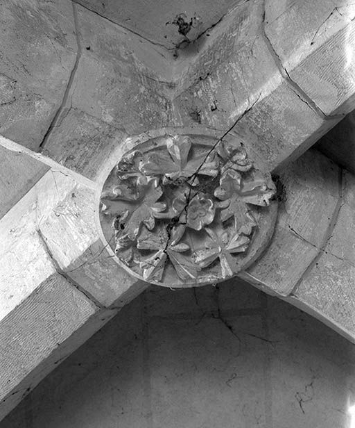 Clef de voûte sculptée.
