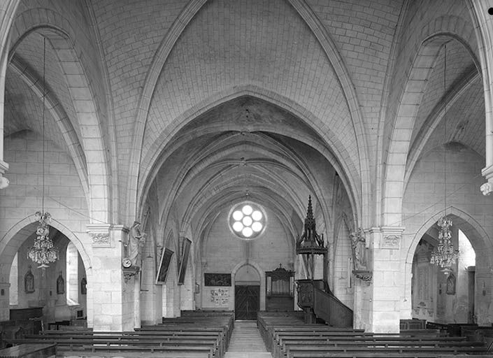 Nef vue depuis le choeur.