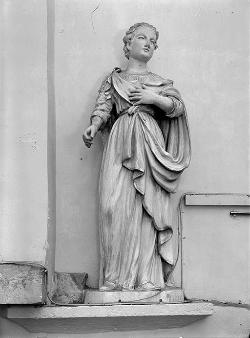 Statue : Sainte