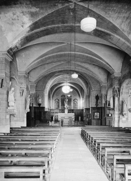 Vue d'ensemble de l'intérieur depuis l'entrée.