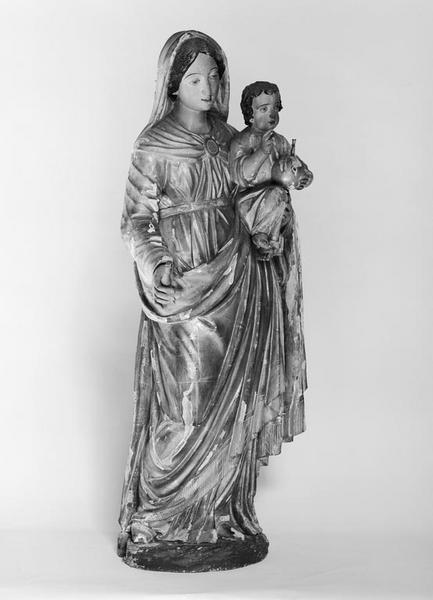 Statue (petite nature) : Vierge à l'Enfant (2)