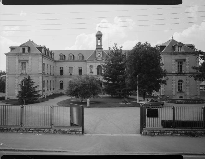 Elévation antérieure.