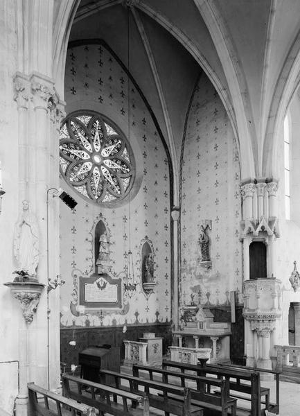 Vue du bras gauche du transept.