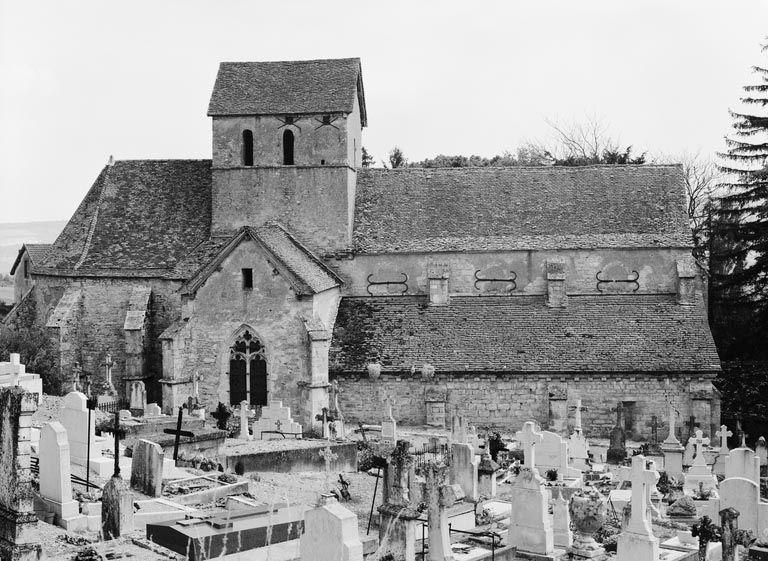 Vue d'ensemble prise du nord-ouest : élévation latérale gauche.