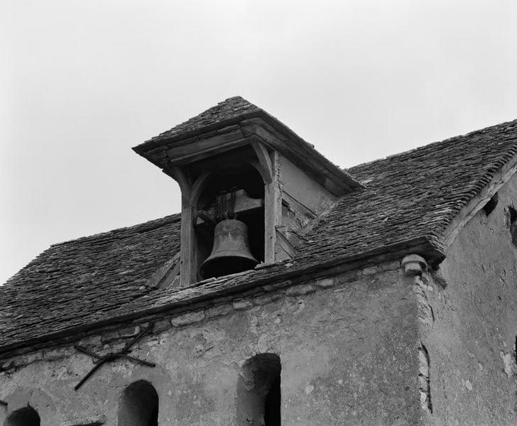 Le clocher, détail de la lucarne.