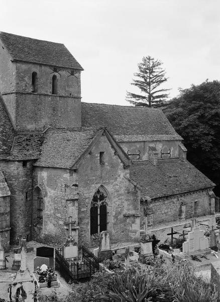 Elévations antérieures gauches ; vue prise de 3/4 gauche.