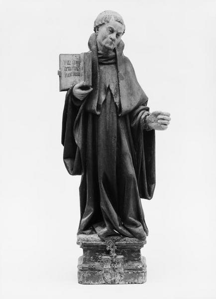 Statue : saint Benoît