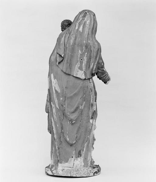 Statue (petite nature) : Vierge à l'Enfant