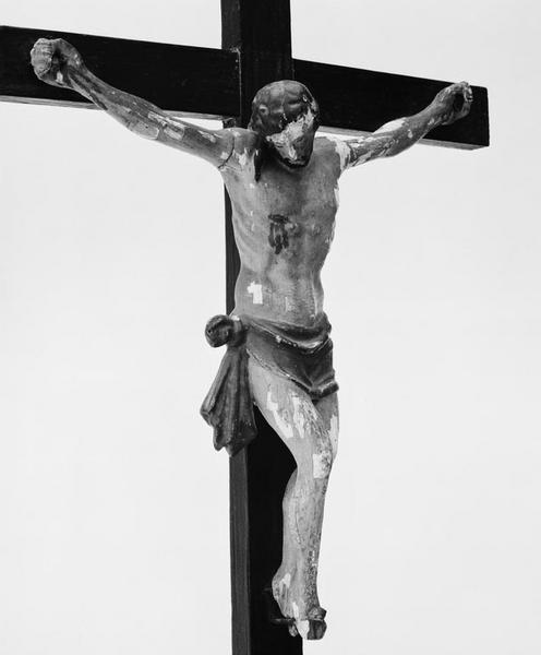 Croix : Christ en croix (2)