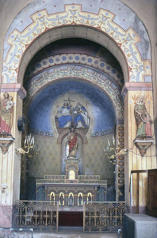 Peintures monumentales : la Trinité et motifs décoratifs