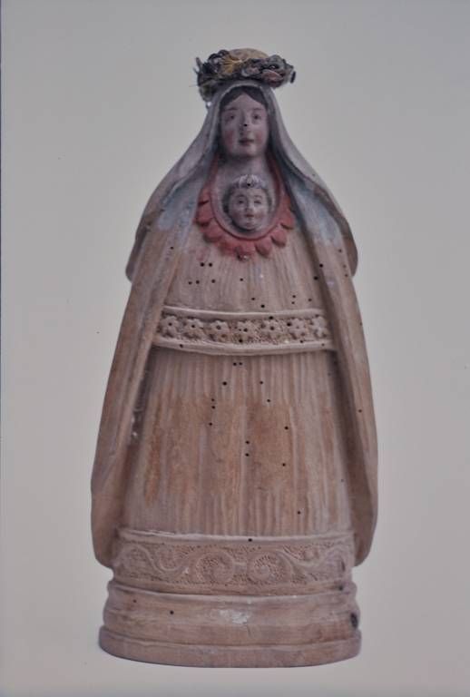 Vierge à l'Enfant : face.