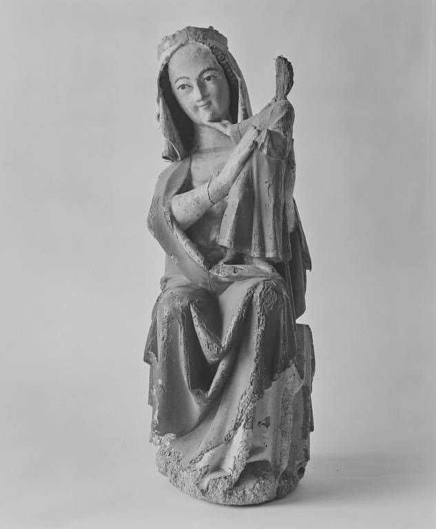 Statue : Vierge à l'Enfant assise