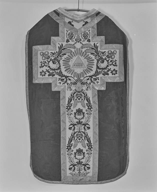 Chasuble : vue d'ensemble.